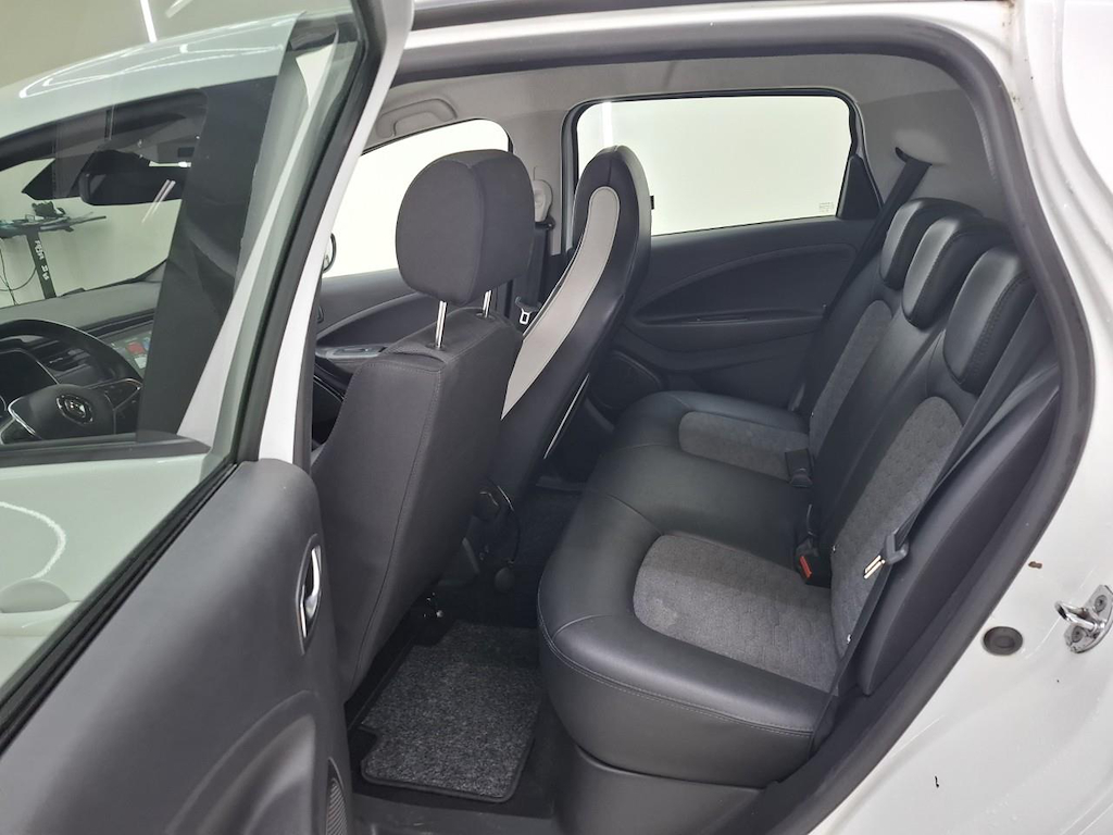 Foto 10 van Renault Zoe