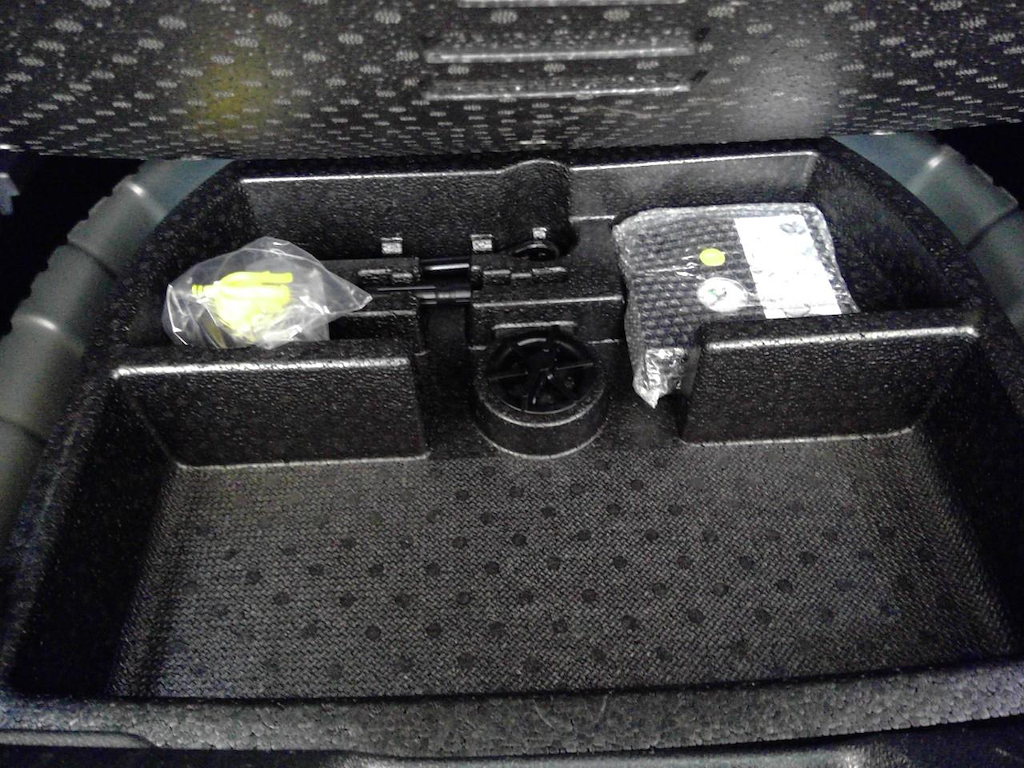 Foto 12 van Kia Niro