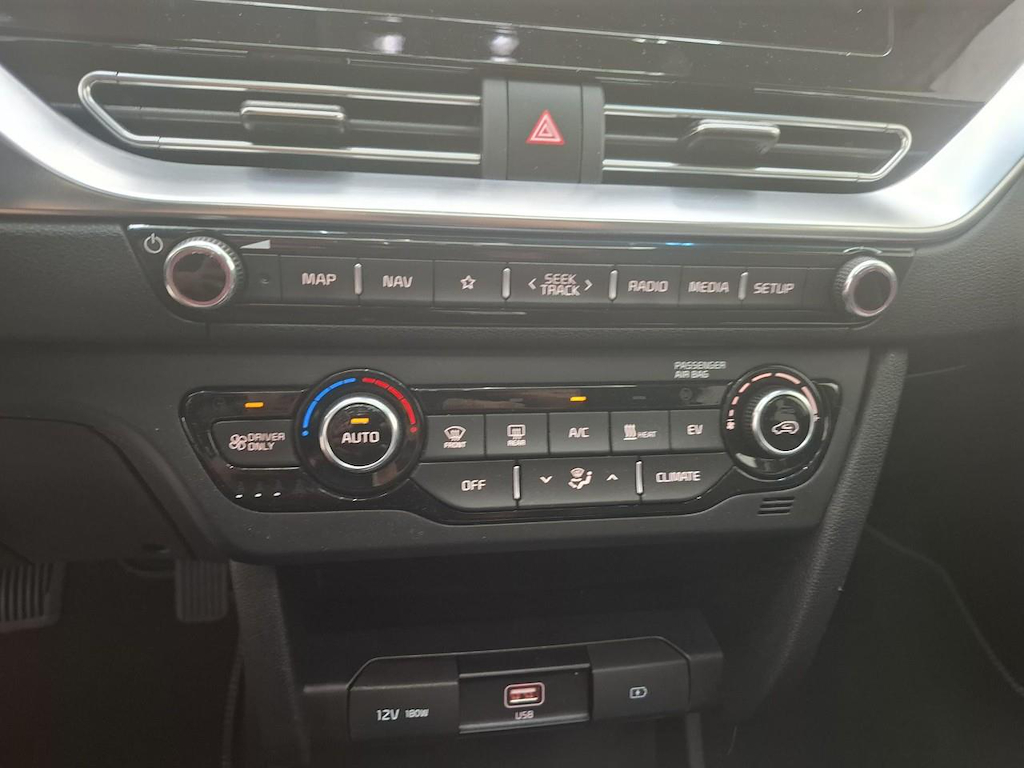 Foto 24 van Kia Niro