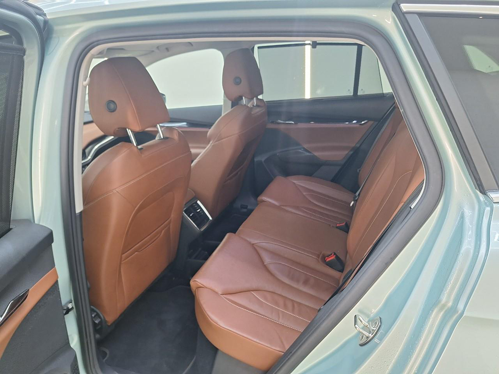 Foto 9 van Skoda Enyaq