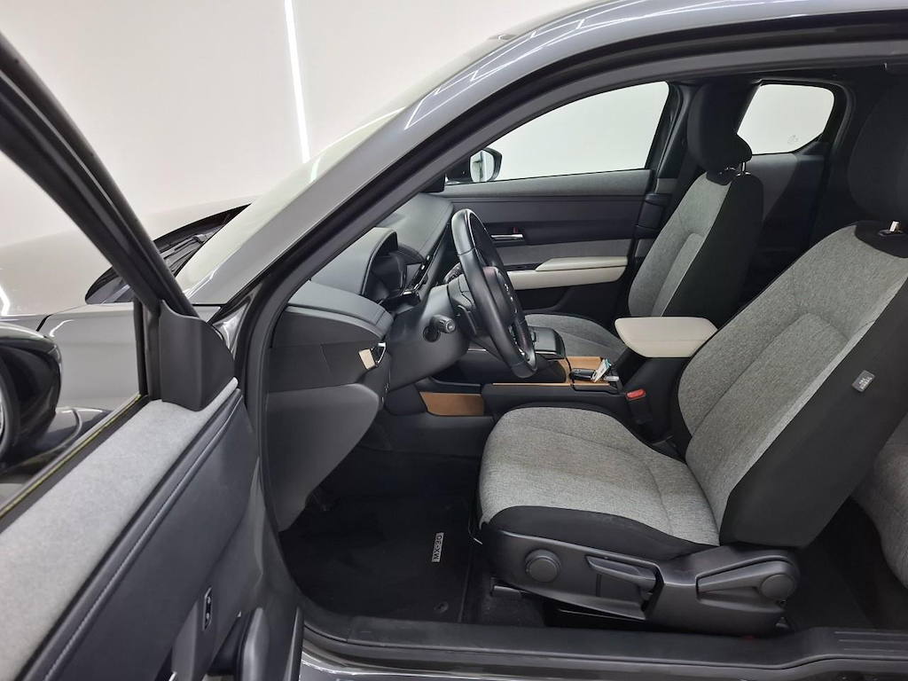 Foto 8 van Mazda MX-30