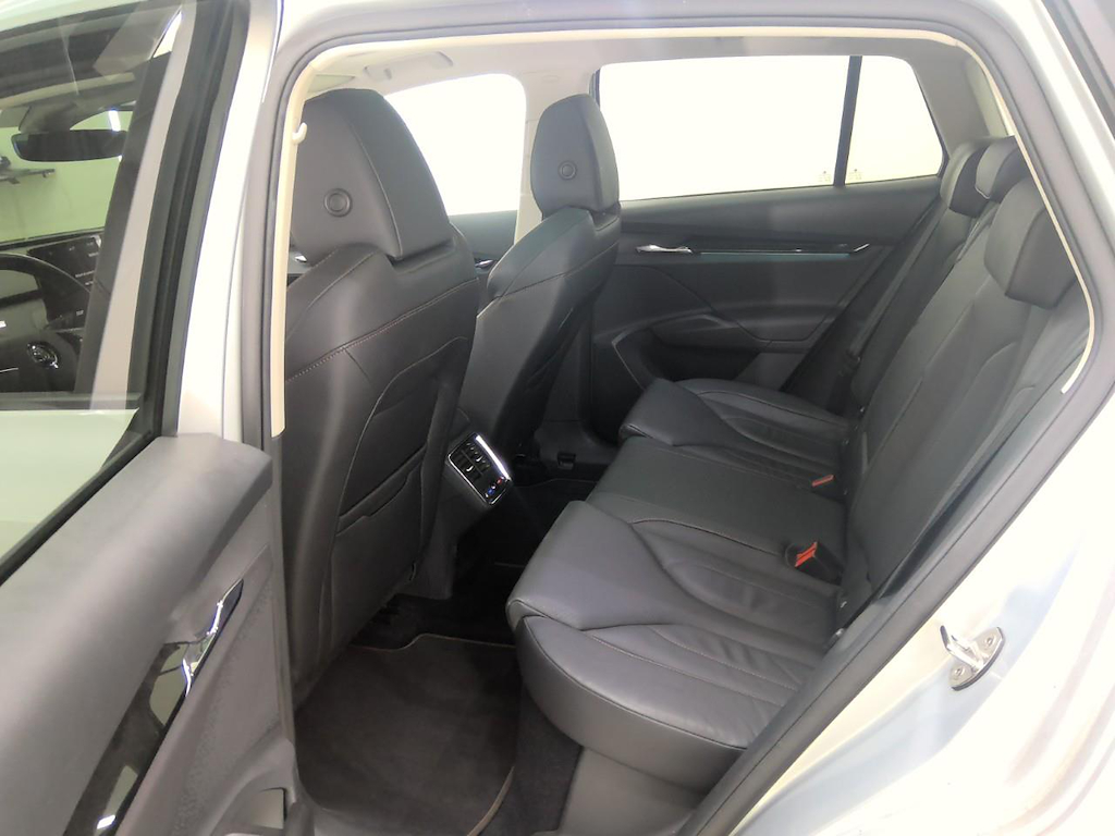 Photo 10 of Skoda Enyaq