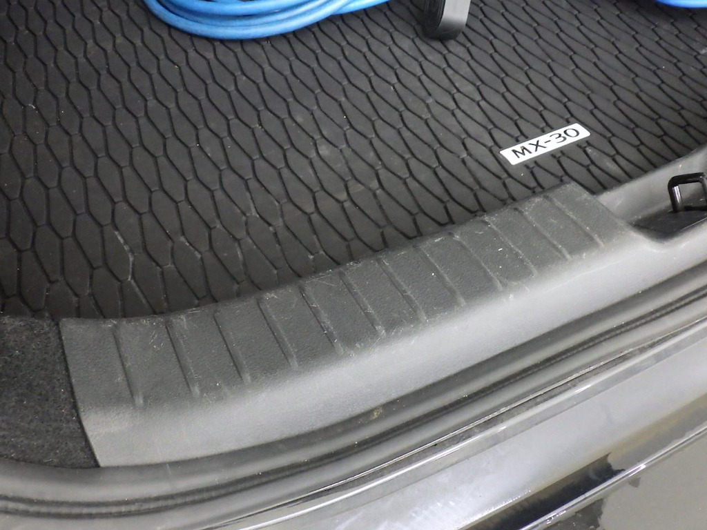 Foto 34 van Mazda MX-30