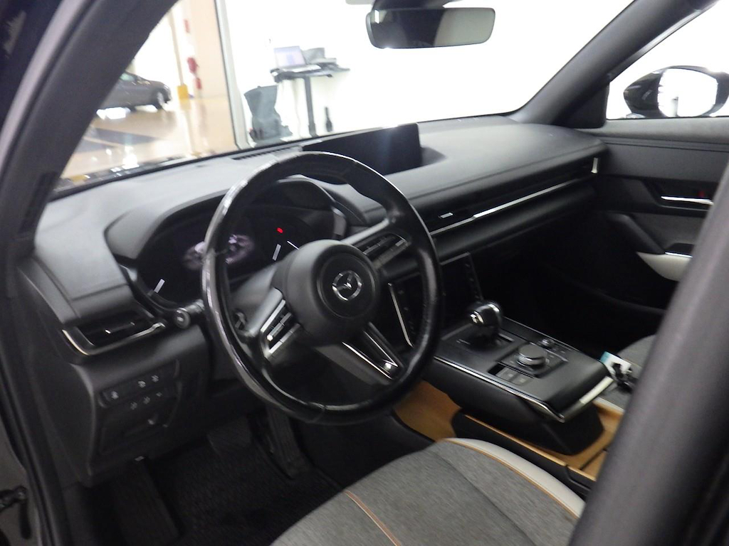 Foto 6 van Mazda MX-30