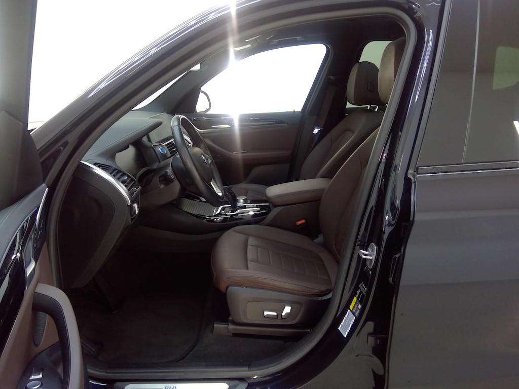 Foto 8 van BMW ix3