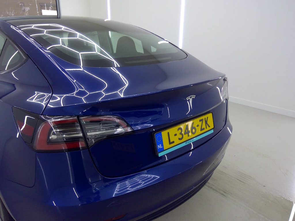 Foto 25 van Tesla Model 3