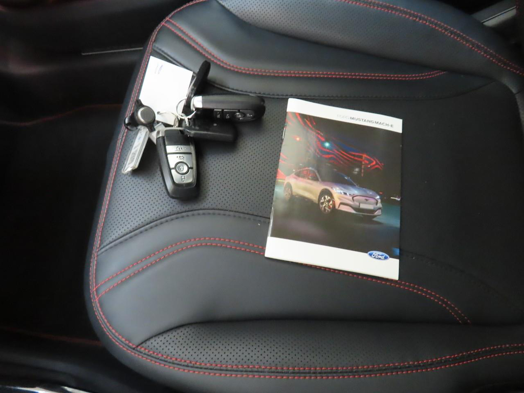 Foto 18 van Ford Mustang