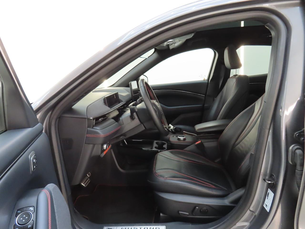 Foto 6 van Ford Mustang