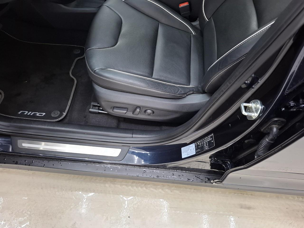 Foto 29 van Kia Niro