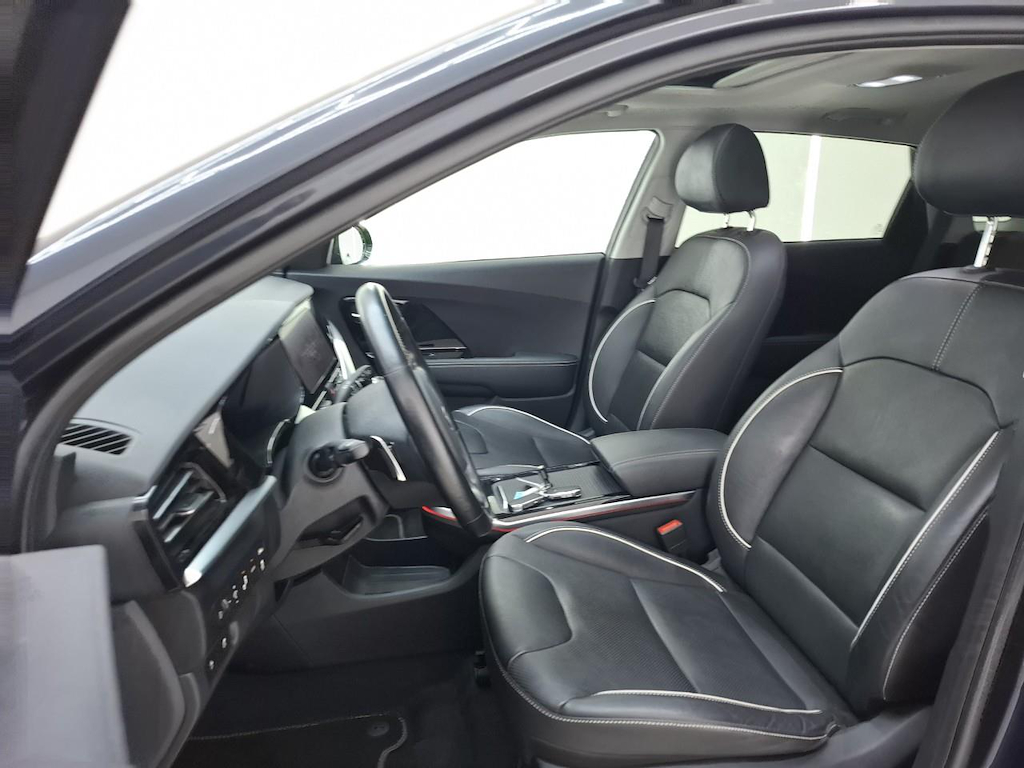 Foto 7 van Kia Niro