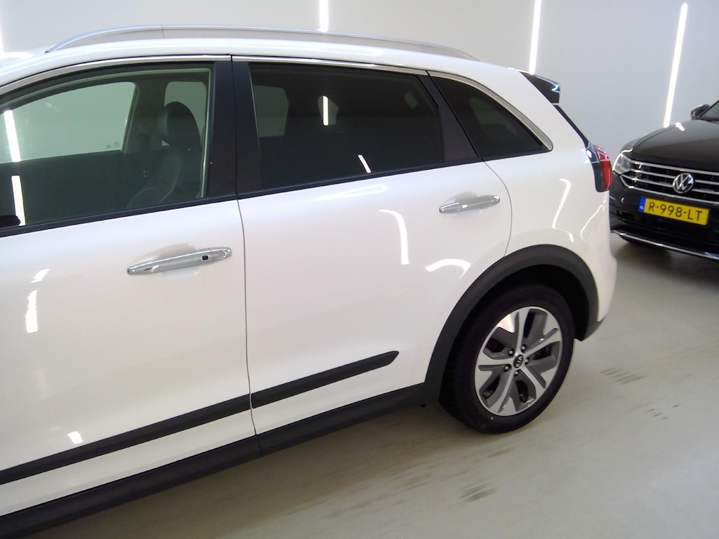 Foto 30 van Kia Niro