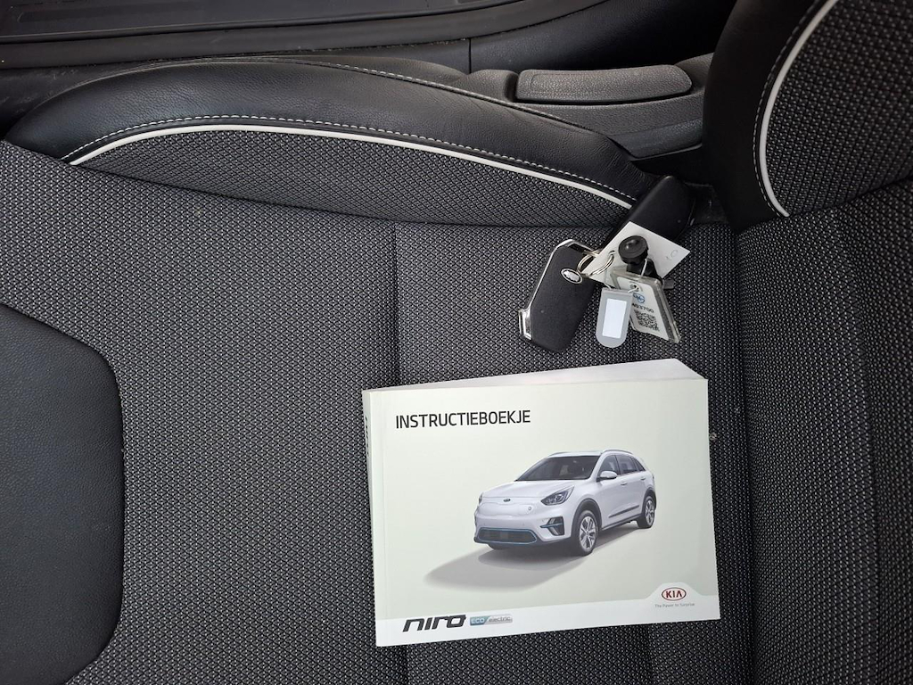 Foto 17 van Kia Niro