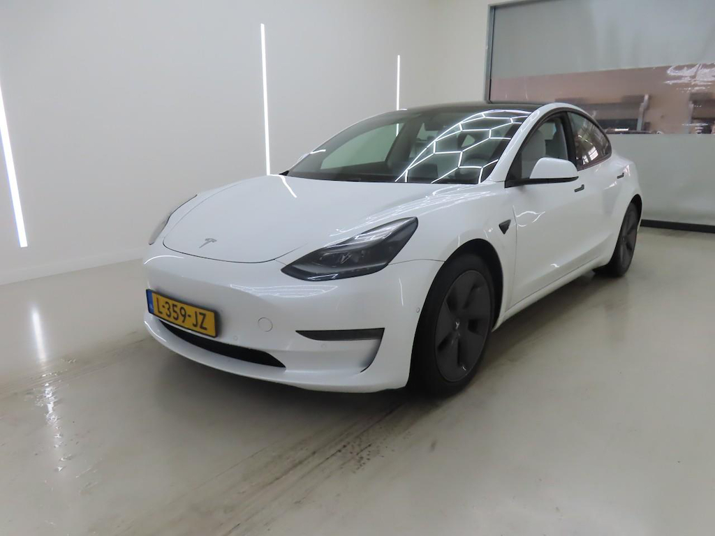 Foto 2 van Tesla Model 3