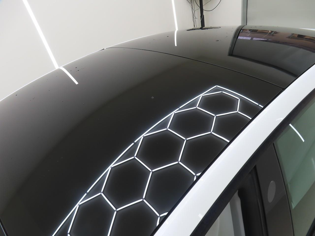 Foto 42 van Tesla Model 3