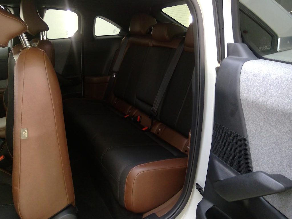 Foto 9 van Mazda MX-30