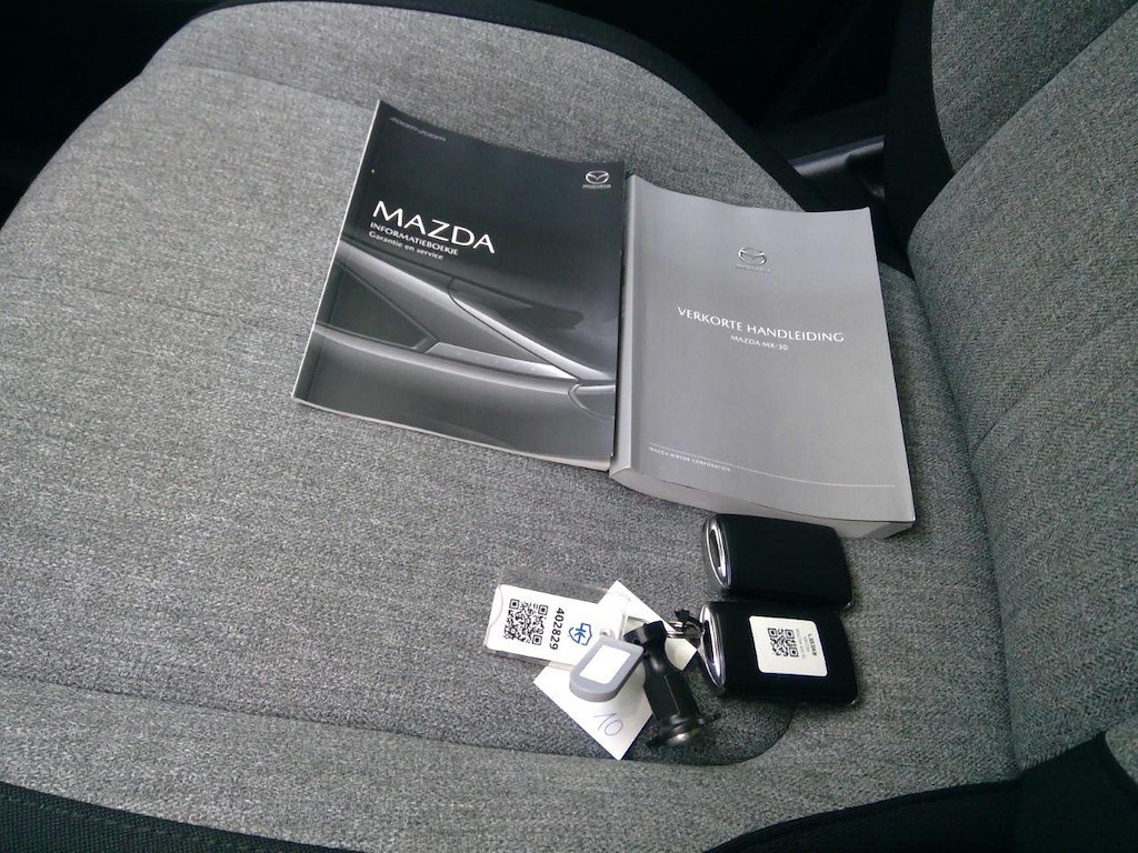 Foto 15 van Mazda MX-30