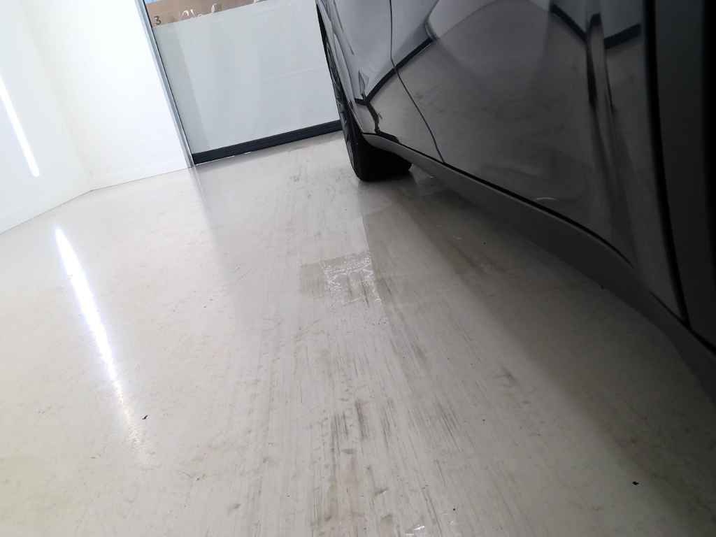 Foto 15 van Tesla Model Y