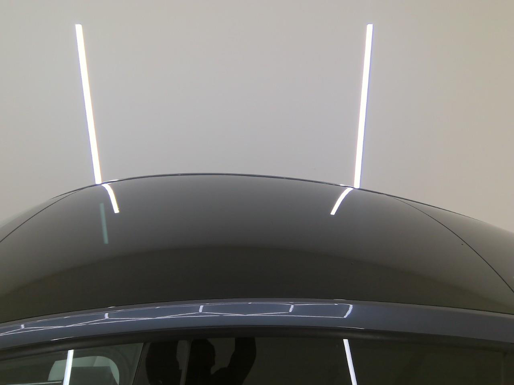 Foto 21 van Tesla Model Y