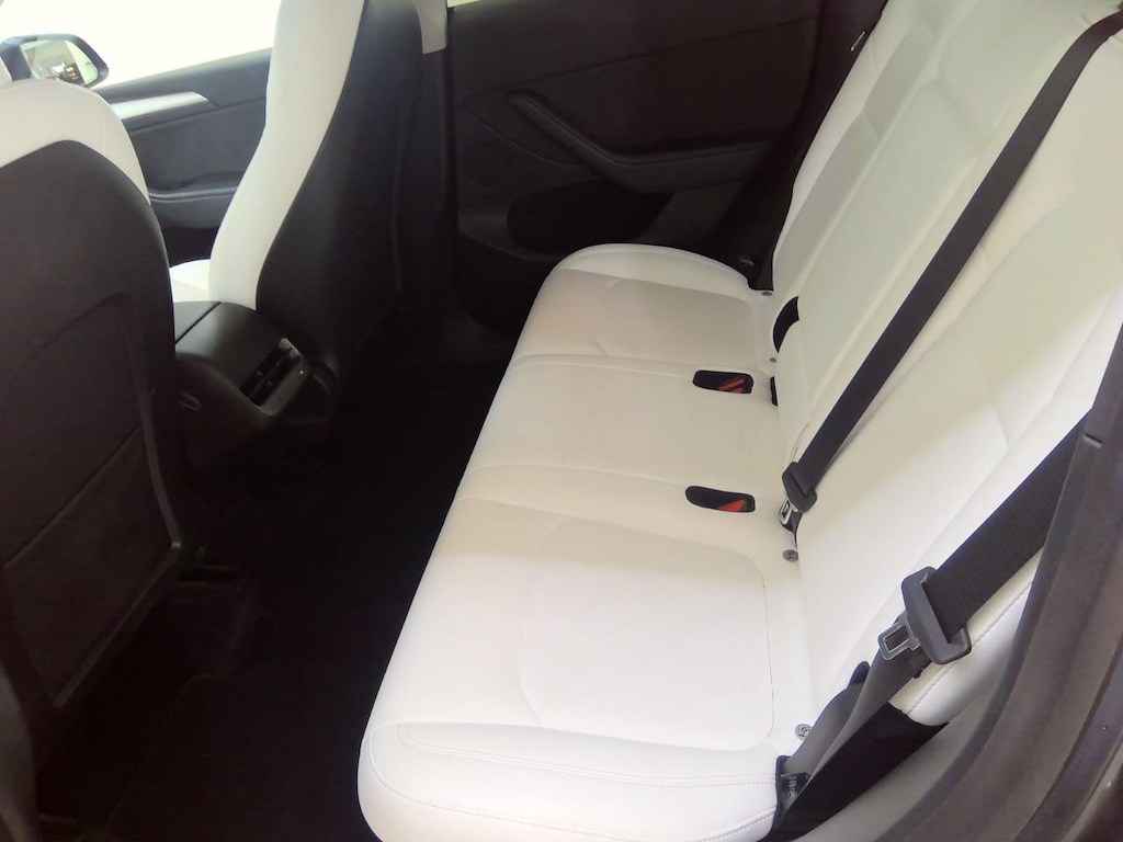 Foto 30 van Tesla Model Y