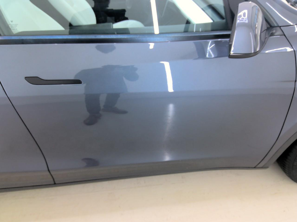 Foto 38 van Tesla Model Y