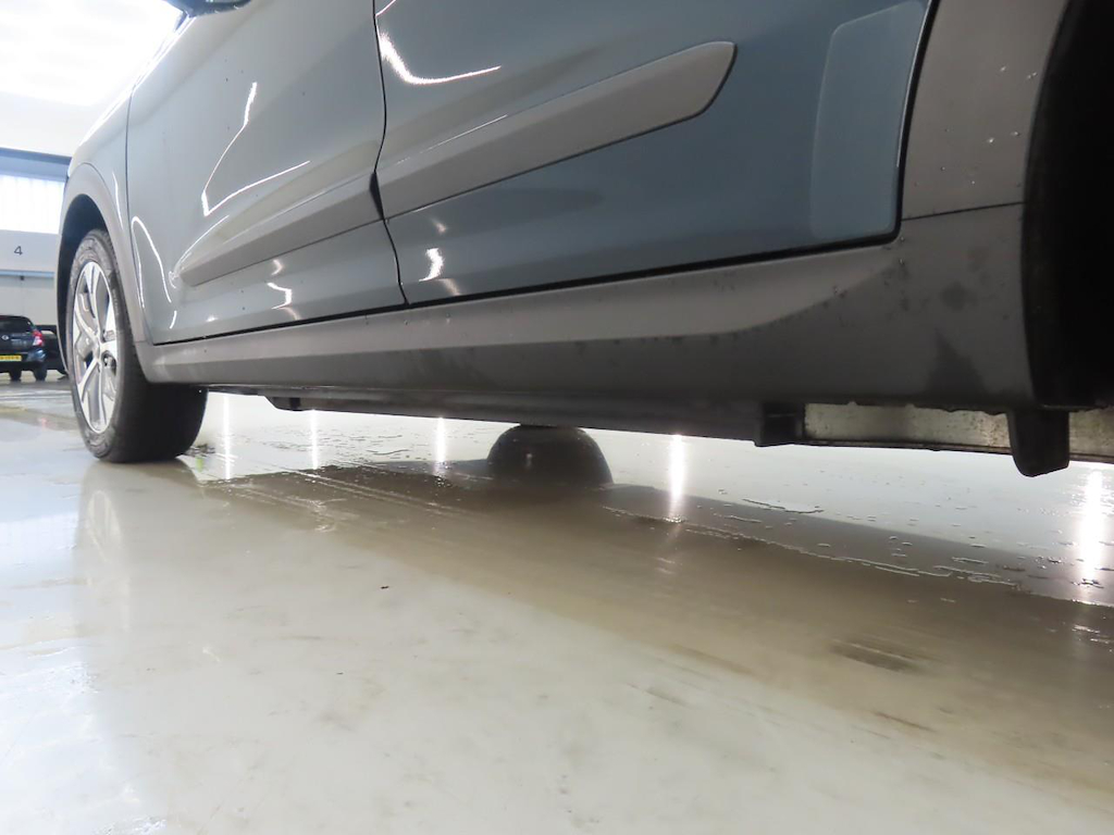 Foto 14 van Kia Niro