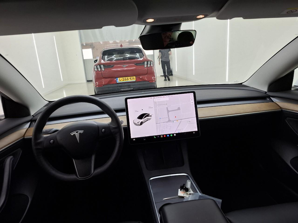 Foto 4 van Tesla Model 3