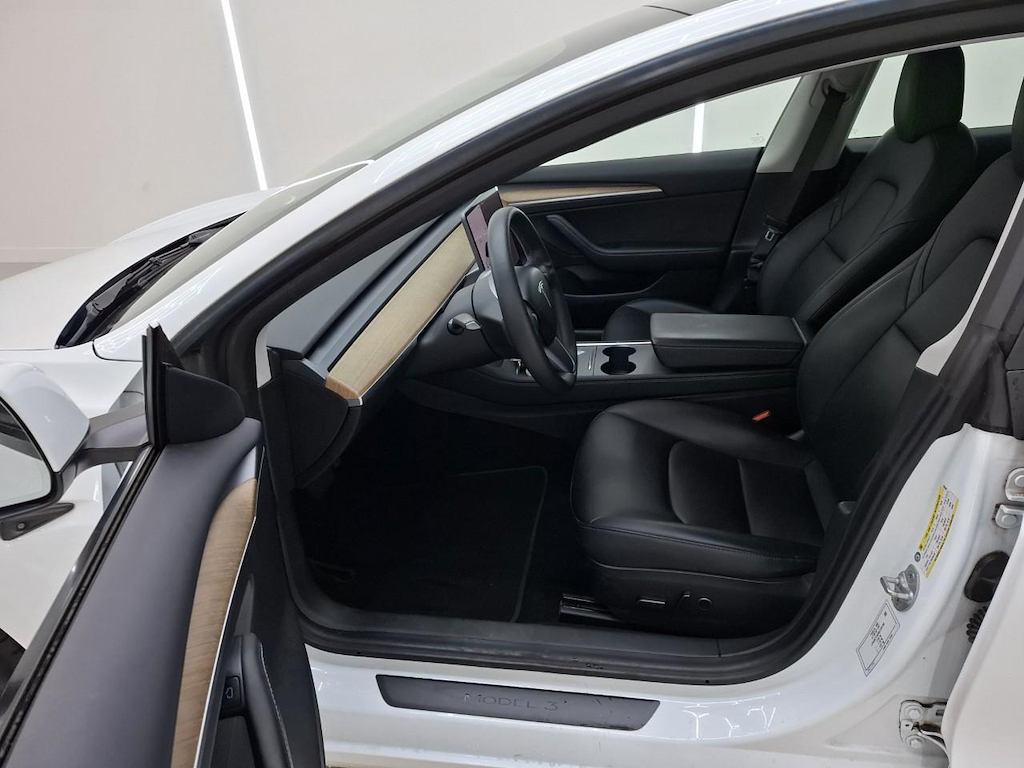 Foto 8 van Tesla Model 3
