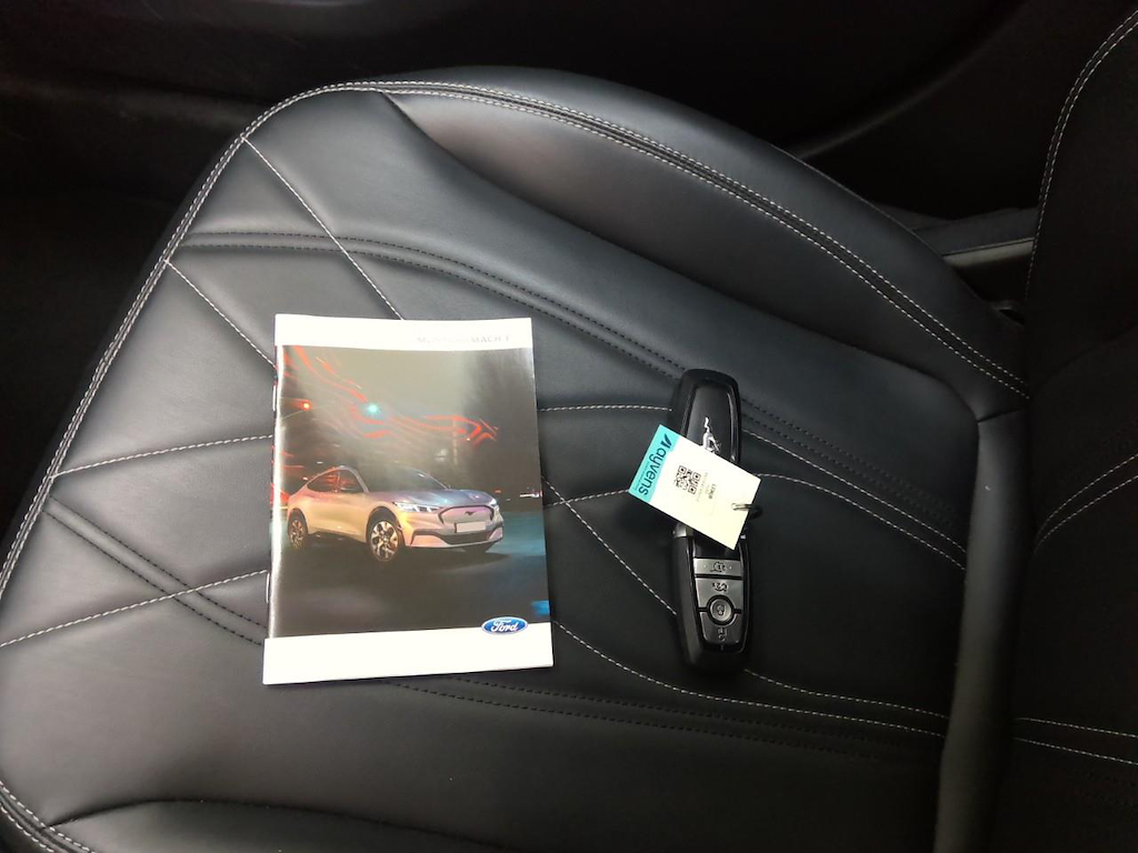 Foto 16 van Ford Mustang