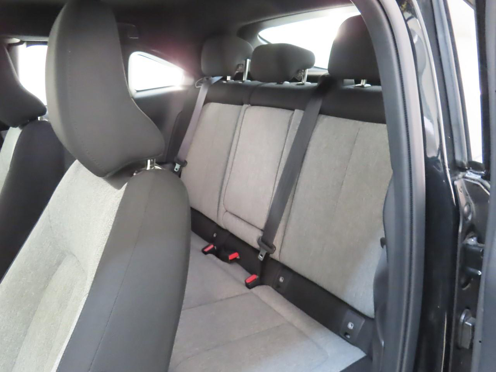Photo 8 of Mazda MX-30