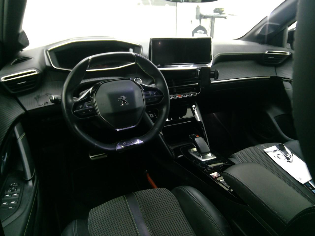 Foto 6 van Peugeot E-208