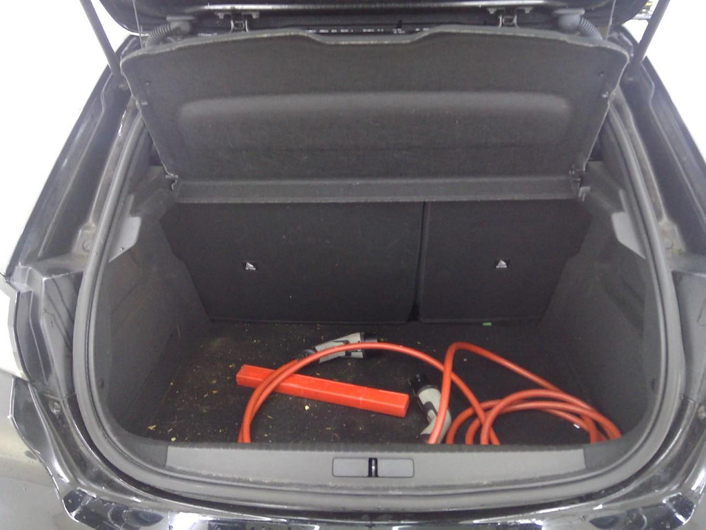 Foto 10 van Peugeot E-208