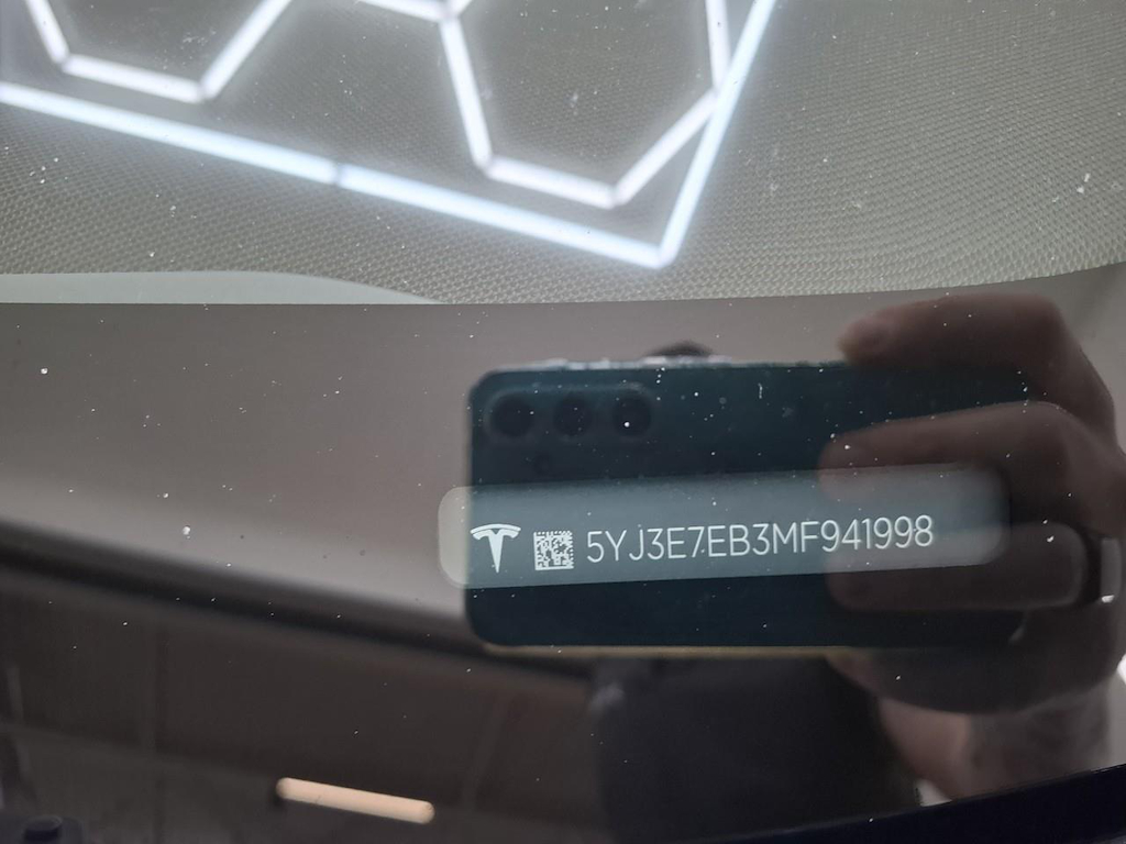 Foto 17 van Tesla Model 3