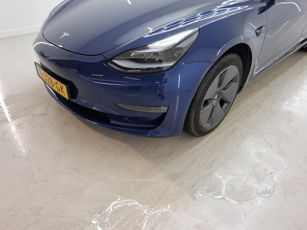 Foto 37 van Tesla Model 3