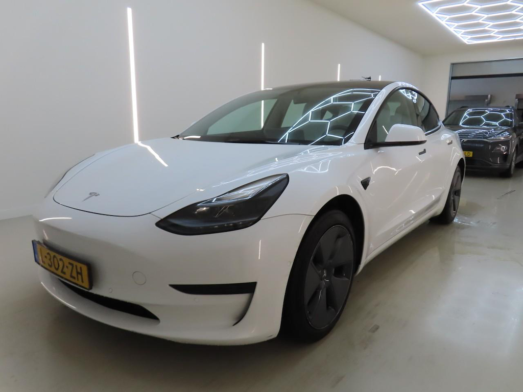 Foto 2 van Tesla Model 3