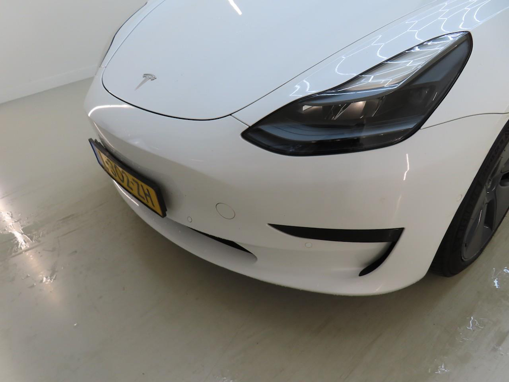 Foto 25 van Tesla Model 3