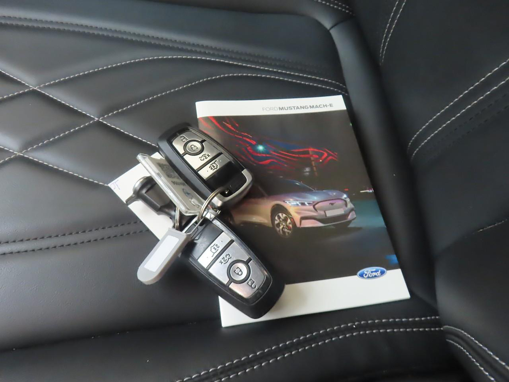 Foto 17 van Ford Mustang