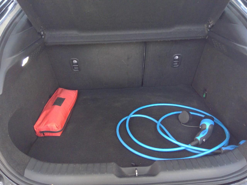 Foto 9 van Mazda MX-30