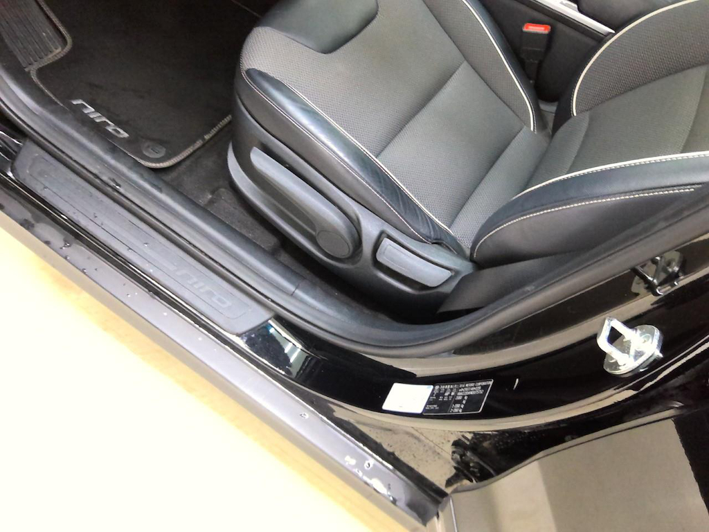 Foto 24 van Kia Niro
