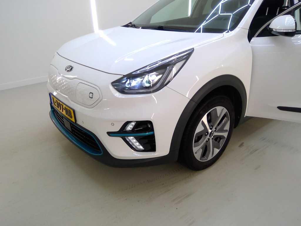 Foto 24 van Kia Niro