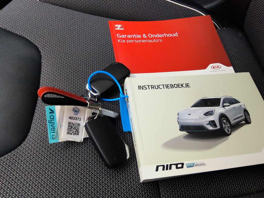 Foto 15 van Kia Niro