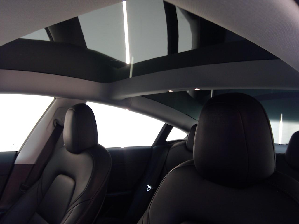 Foto 17 van Tesla Model 3
