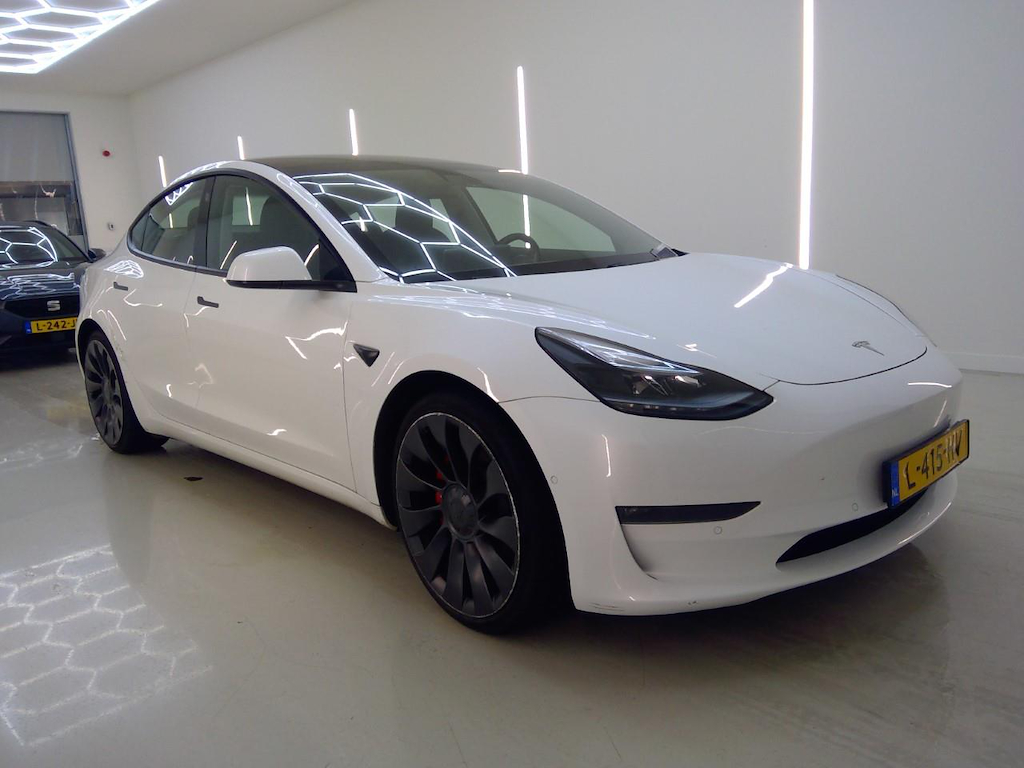 Foto 5 van Tesla Model 3