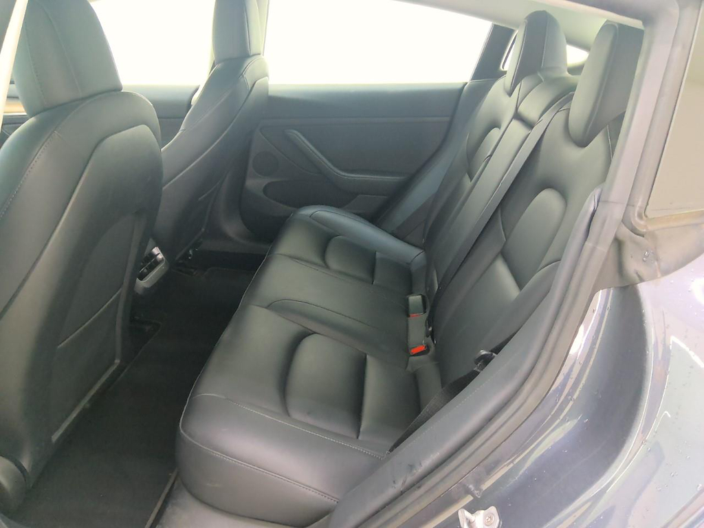 Foto 7 van Tesla Model 3