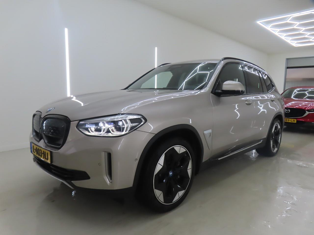 Foto 2 van BMW ix3