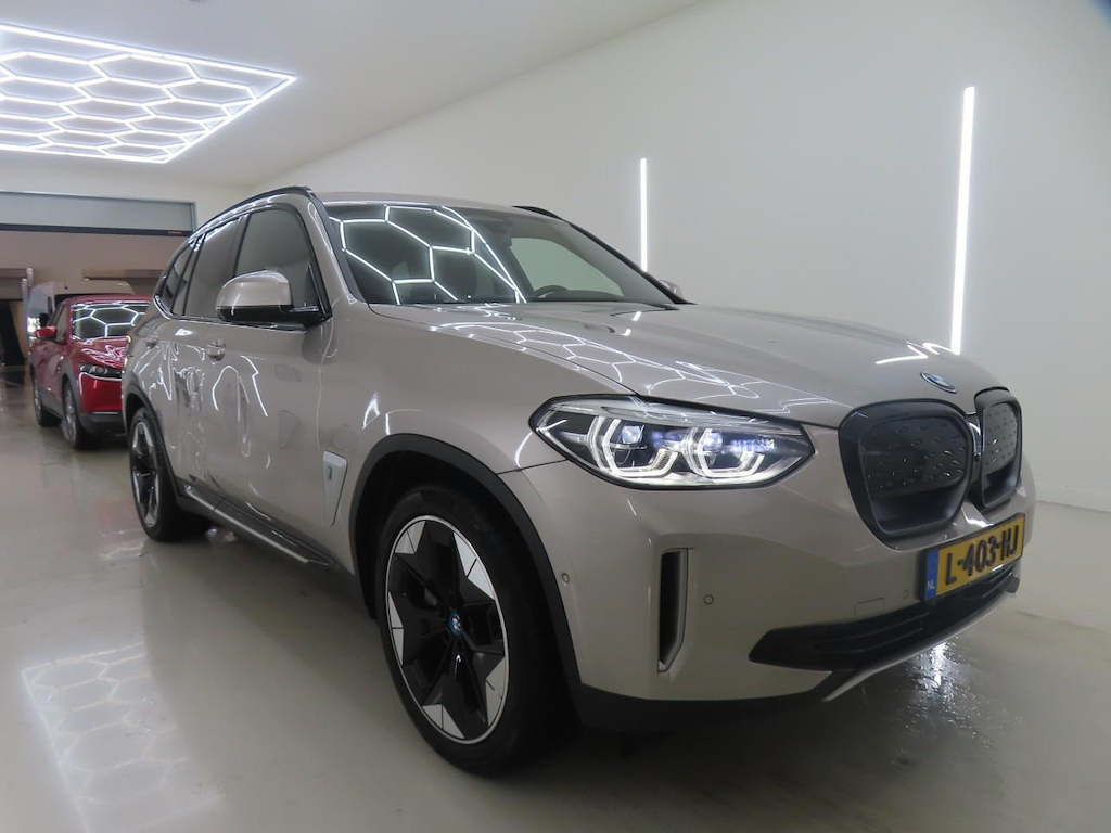 Foto 3 van BMW ix3