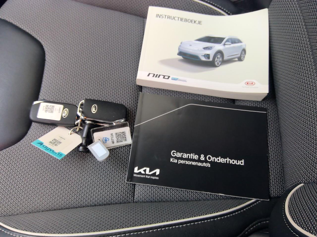 Foto 15 van Kia Niro