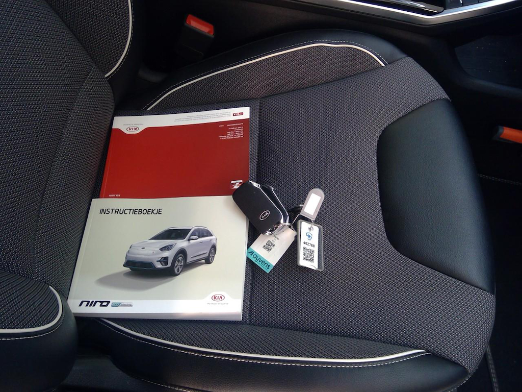 Foto 12 van Kia Niro