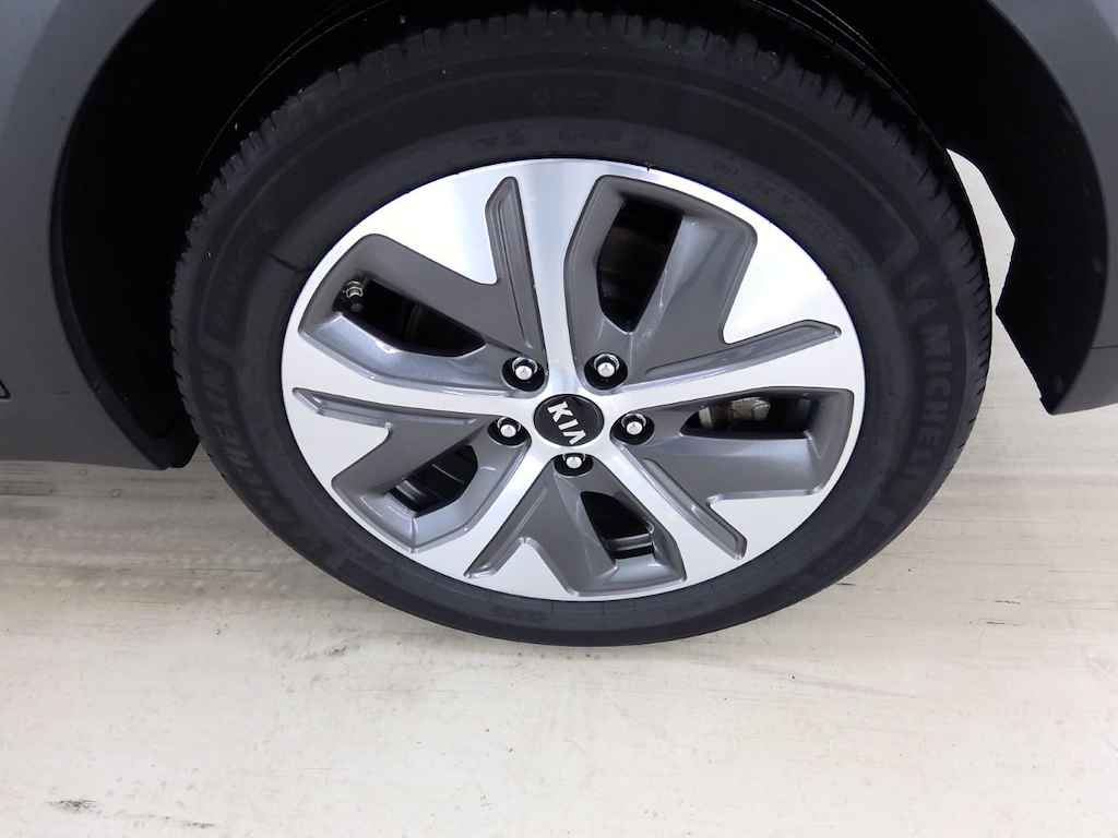 Foto 24 van Kia Niro