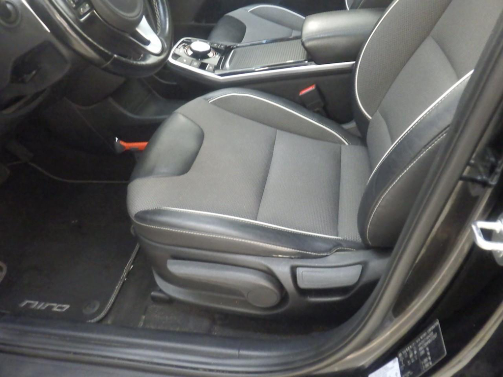 Foto 25 van Kia Niro