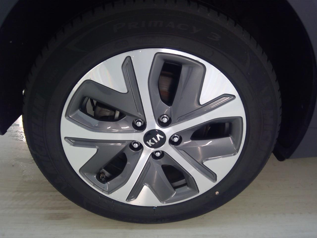 Foto 12 van Kia Niro